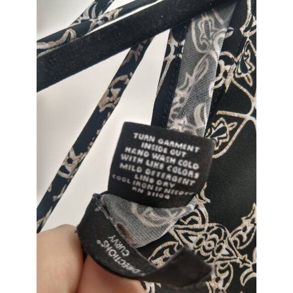 New Directions Curvy Blouse 2X Geometric 3/4 Sleeve Asymmetric Hem Black Tan - Picture 8 of 8